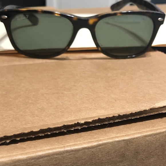 Ray Ban Polarized Wayfarers - Picture 4 of 5